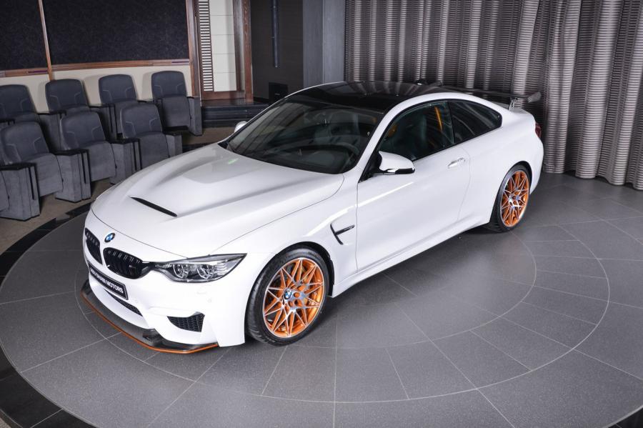  BMW M4 GTS by Abu Dhabi Motors 2017 года  (фото 9 из 18)